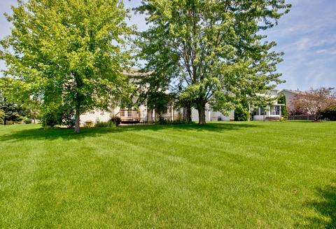 110 E Old Mill Trl, Antioch, IL 60002 photo 24