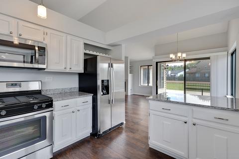 2935 Fox Hill Rd, Aurora, IL 60504 photo 11