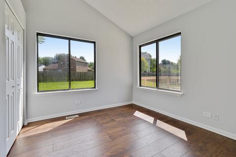 2935 Fox Hill Rd, Aurora, IL 60504 photo 22
