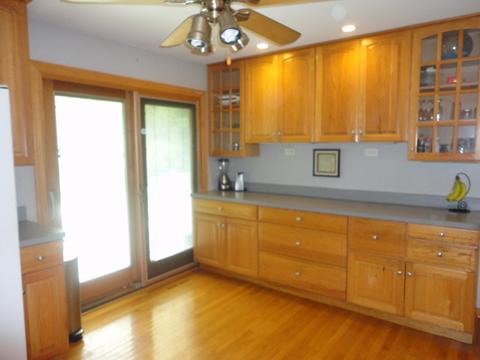 845 Pear Tree Ln, Bartlett, IL 60103 photo 6