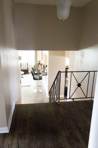 2041 Westview Dr, Des Plaines, IL 60018 photo 8