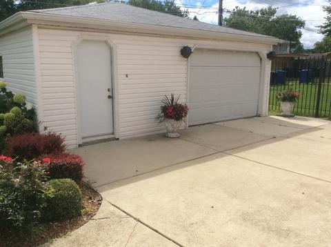 9143 S Constance Ave, Chicago, IL 60617 photo 4