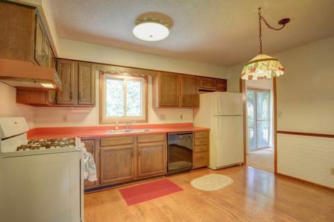 1012 Pinecrest Ct, Rantoul, IL 61866 photo 8