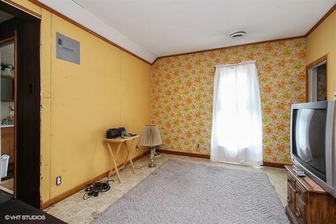 538 S Dearborn Ave, Kankakee, IL 60901 photo 6