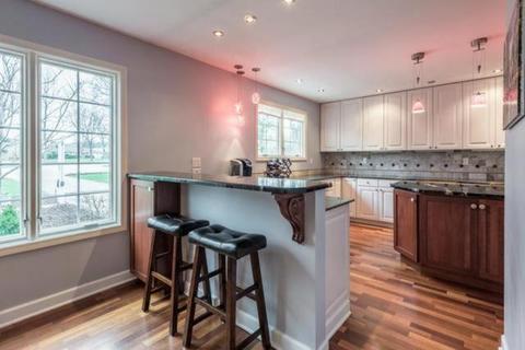 1943 Paddock Ln, Wheaton, IL 60187 photo 8