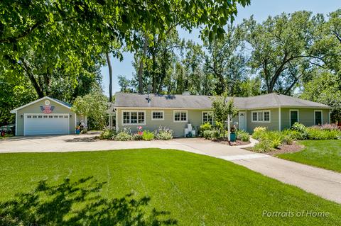 1943 Paddock Ln, Wheaton, IL 60187 photo 3