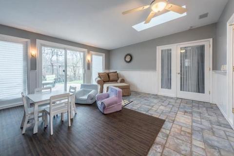 1943 Paddock Ln, Wheaton, IL 60187 photo 21