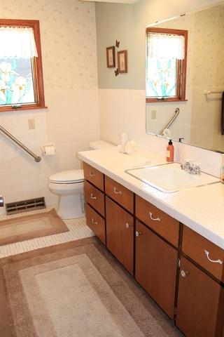 512 Anthony St, Morrison, IL 61270 photo 11
