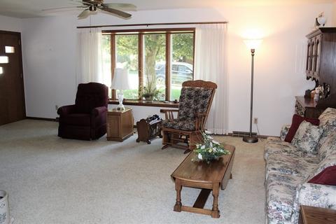 512 Anthony St, Morrison, IL 61270 photo 7