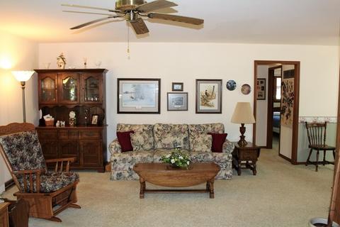 512 Anthony St, Morrison, IL 61270 photo 8
