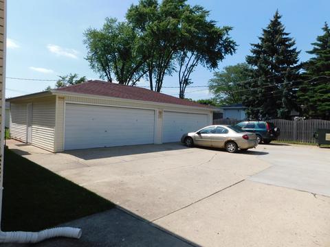 626 E 3rd St, Lockport, IL 60441 photo 4