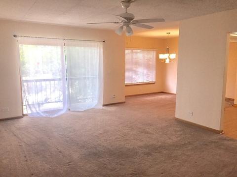 545 S River Rd #308, Des Plaines, IL 60016 photo 4