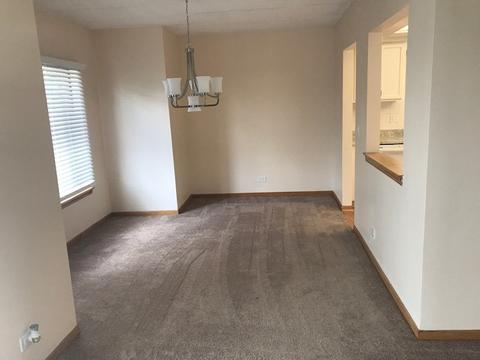 545 S River Rd #308, Des Plaines, IL 60016 photo 3