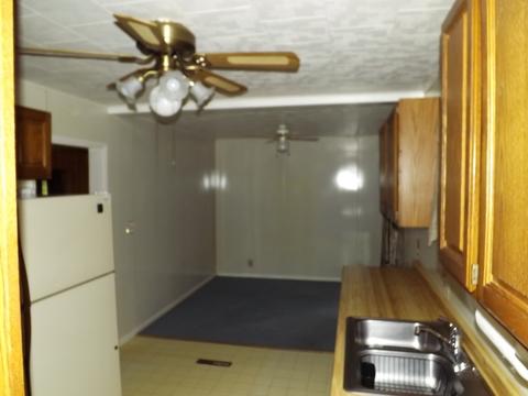 912 W 9th St, Dixon, IL 61021 photo 22