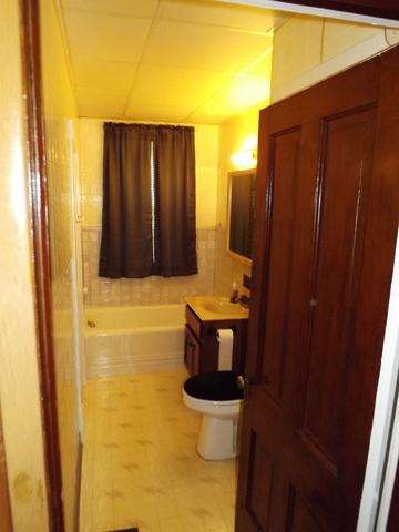 912 W 9th St, Dixon, IL 61021 photo 10