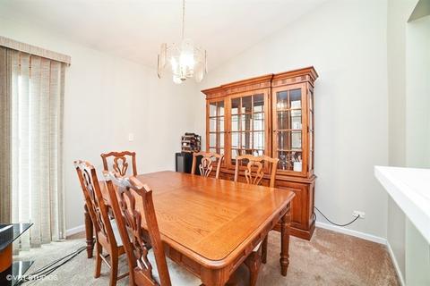 300 Rosecrans Ct, Bartlett, IL 60103 photo 7