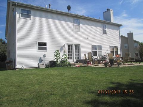 2611 Cody Ct, Aurora, IL 60503 photo 4
