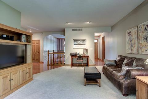 9984 Jesters Row, Roscoe, IL 61073 photo 9