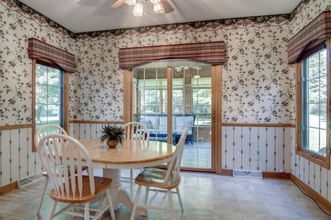 9984 Jesters Row, Roscoe, IL 61073 photo 11