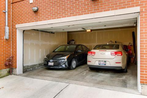 1033 E 46th St #203, Chicago, IL 60653 photo 14