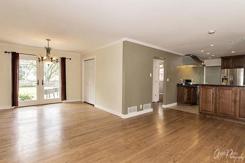 3718 Ellen Rd, Mchenry, IL 60050 photo 9
