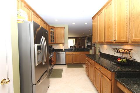 4224 Whitehall Ln, Algonquin, IL 60102 photo 8