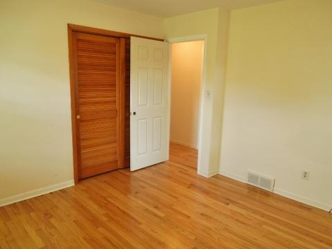 4803 Howard St, Mchenry, IL 60051 photo 16