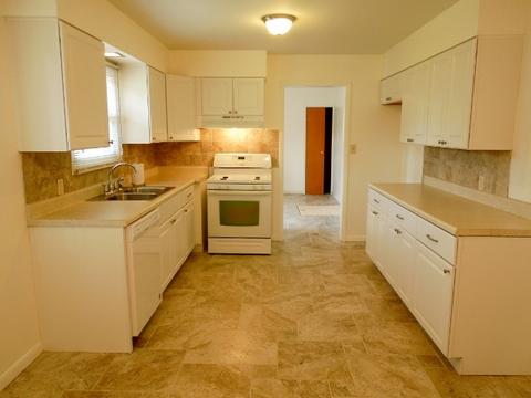 4803 Howard St, Mchenry, IL 60051 photo 5