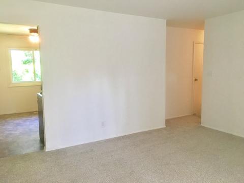 1712 W Oakleaf Dr, Mchenry, IL 60051 photo 8