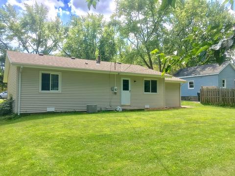 1712 W Oakleaf Dr, Mchenry, IL 60051 photo 3