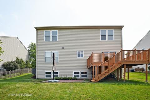 310 Marshall Dr, Antioch, IL 60002 photo 2