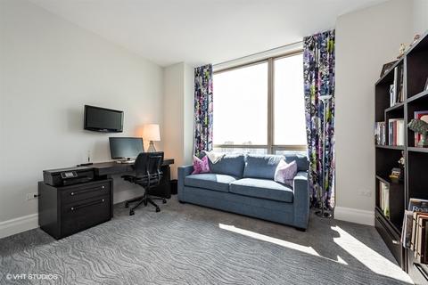21 E Huron St #4105, Chicago, IL 60611 photo 17