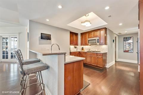 21 E Huron St #4105, Chicago, IL 60611 photo 9