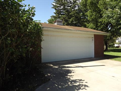 109 S Walnut St, Onarga, IL 60955 photo 46