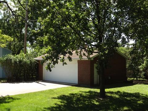 109 S Walnut St, Onarga, IL 60955 photo 5