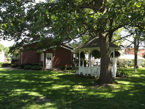 109 S Walnut St, Onarga, IL 60955 photo 52