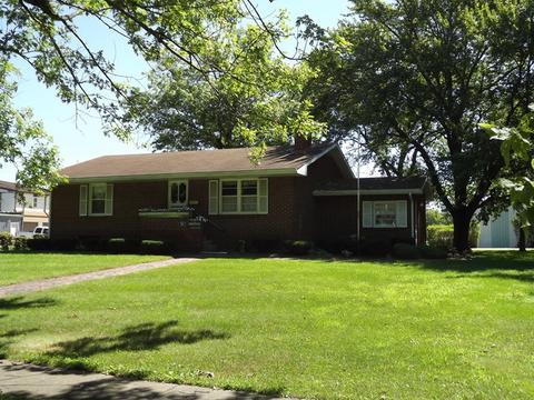 109 S Walnut St, Onarga, IL 60955 photo 2