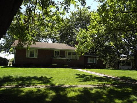 109 S Walnut St, Onarga, IL 60955 photo 1