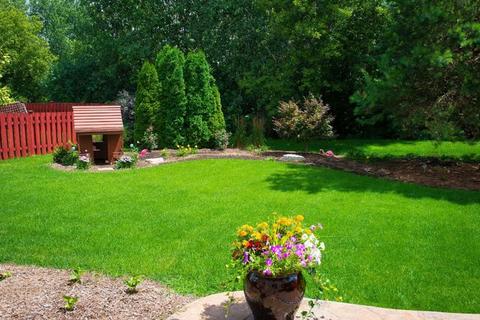 589 Versailles Dr, Bartlett, IL 60103 photo 24