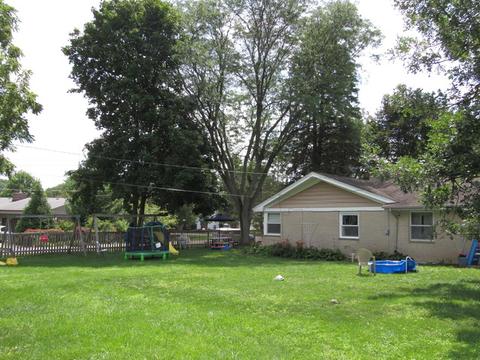 972 Meadow Ln, Elgin, IL 60123 photo 29