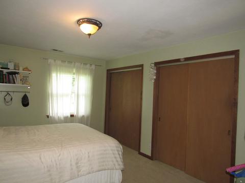 972 Meadow Ln, Elgin, IL 60123 photo 17