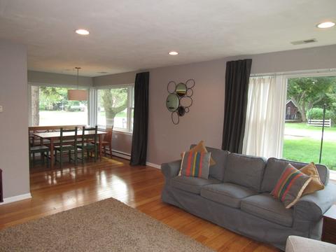 972 Meadow Ln, Elgin, IL 60123 photo 8