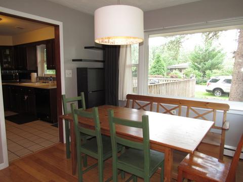 972 Meadow Ln, Elgin, IL 60123 photo 10