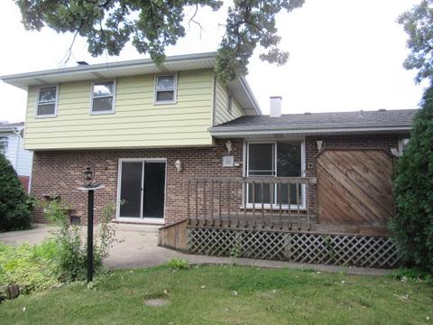 175 S Maple Ave, Hillside, IL 60162 photo 2