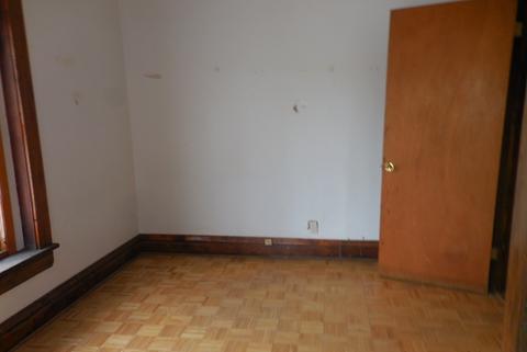 1401 E 75th St, Chicago, IL 60619 photo 12
