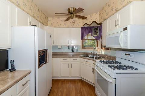 1200 S River Rd, Des Plaines, IL 60018 photo 5