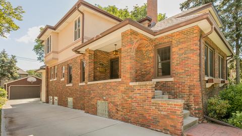 330 E May St, Elmhurst, IL 60126 photo 2