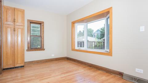 330 E May St, Elmhurst, IL 60126 photo 12
