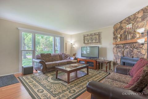 496 Isa Dr, Wheeling, IL 60090 photo 3