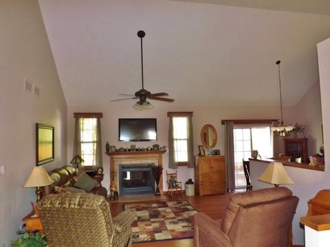 1806 Eagle Dr, Morris, IL 60450 photo 6
